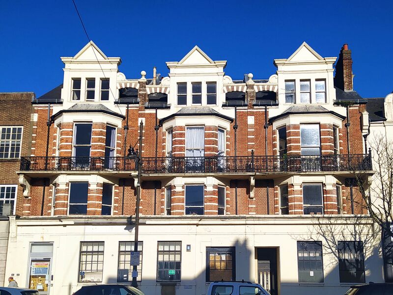 File:17-21 (odd) Devonshire Road.jpg