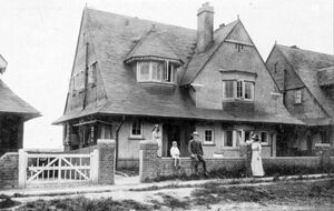 11-15 Terminus Avenue 1912.jpg