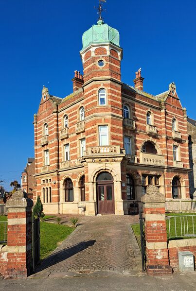 File:London & County Bank Buckhurst Road, Bexhill (1898).jpg
