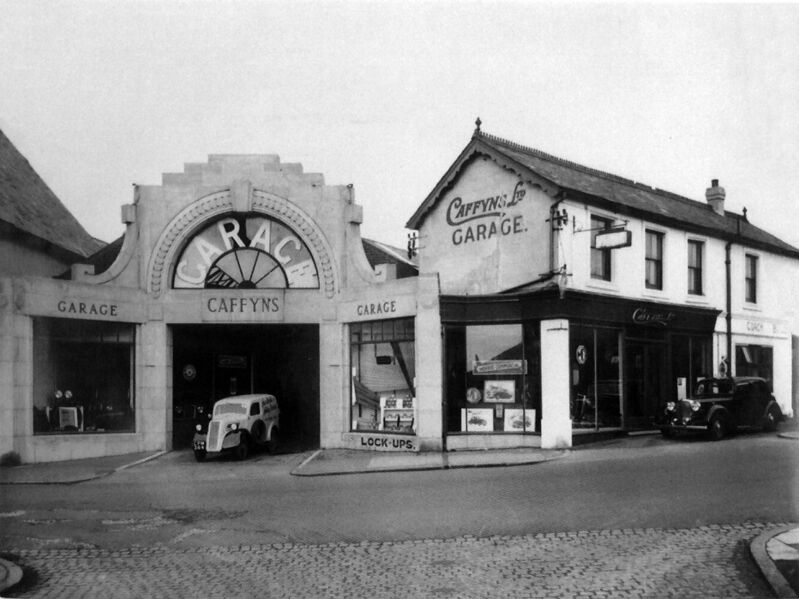 File:CaffynsGarage1930s.jpeg
